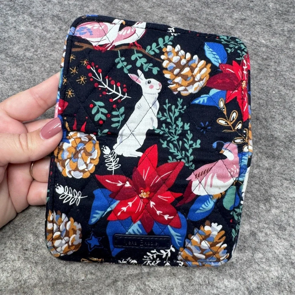 Vera Bradley Winter Forest RFID Small Bifold Wallet Rabbit Bird Nature Floral - Picture 5 of 7